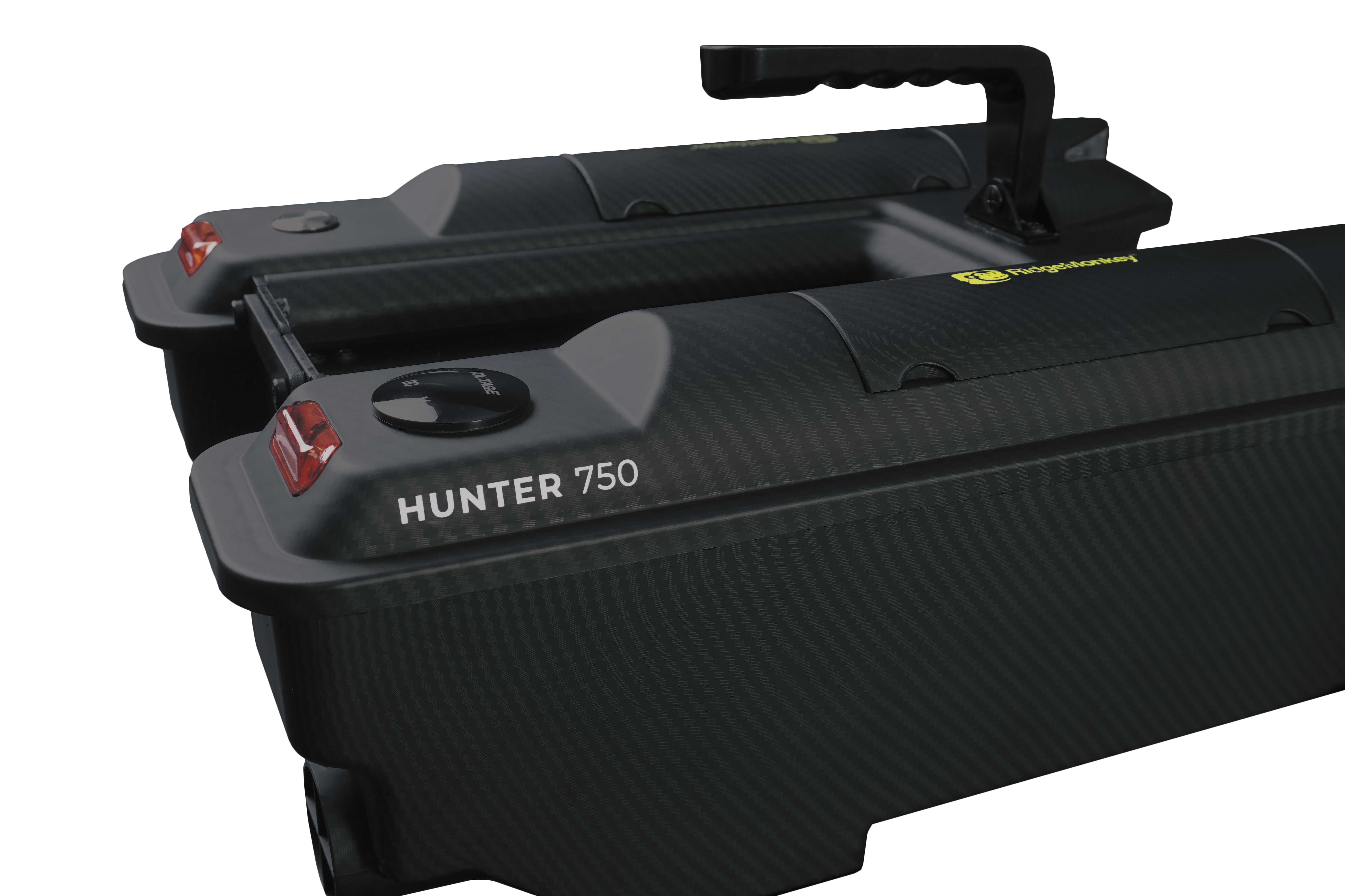 RM469 Hunter 750 Bait Boat